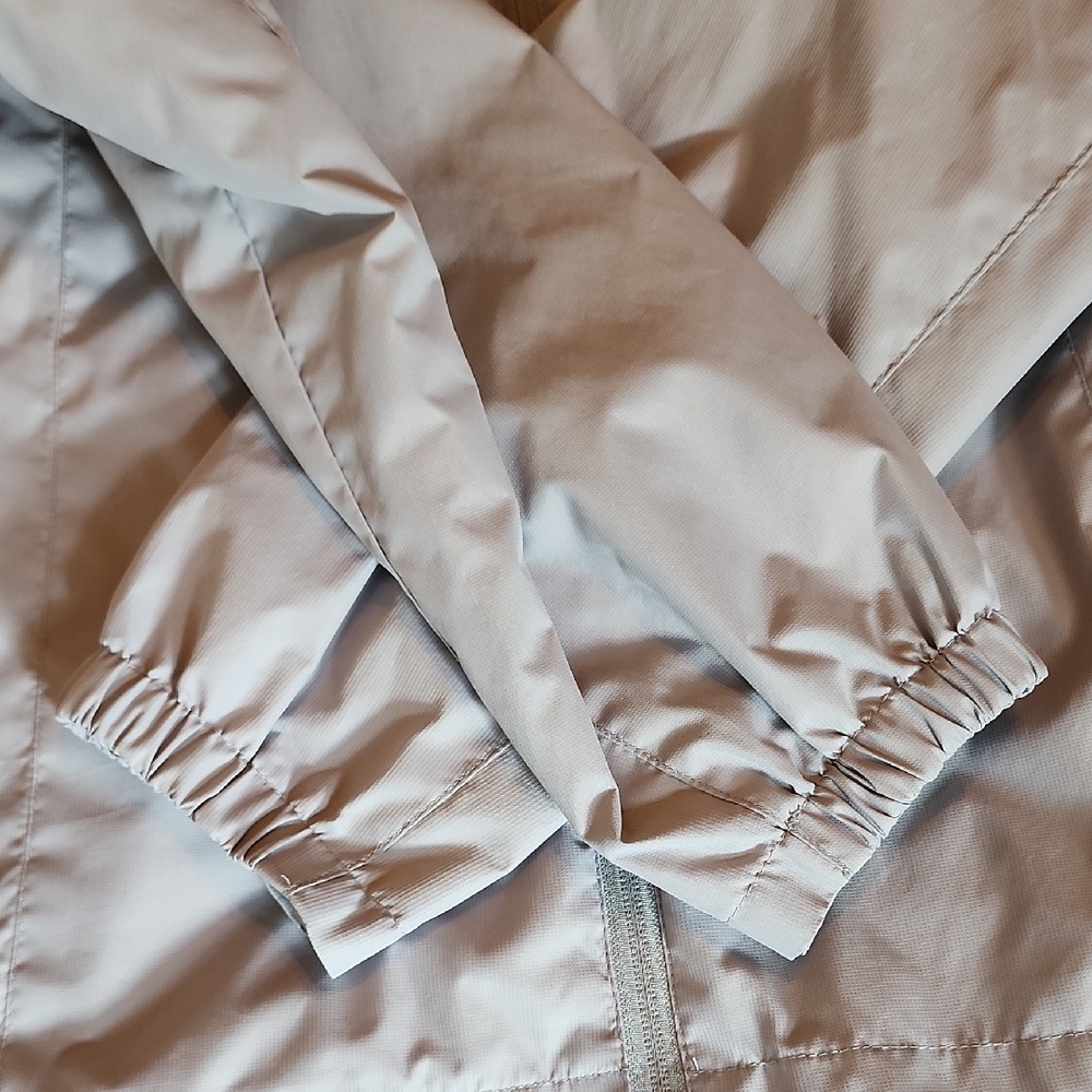 ZeroXposur Women's Gray Ski Jacket/Liner with Hood - Picture 7 of 15